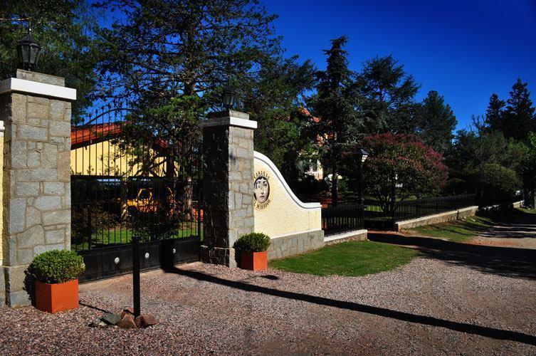 Cabanas El Mirador La Falda Exterior foto